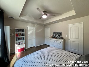 Building Photo - 2708 Golf Dr