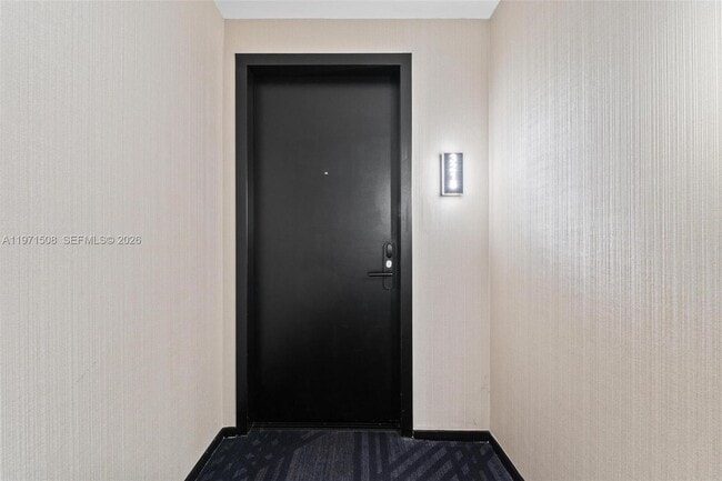 Building Photo - 398 NE 5th St