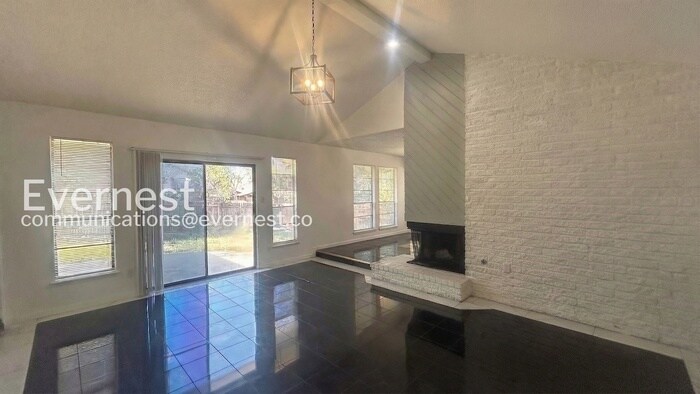 Building Photo - 8311 Shallow Creek Dr