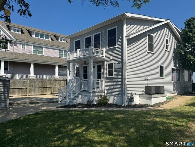 Building Photo - 75 Milford Point Rd