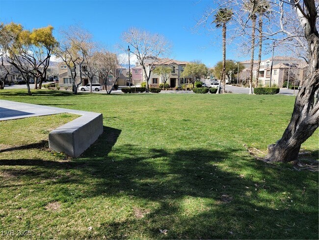 Building Photo - 7728 Vibrant Threads Ct