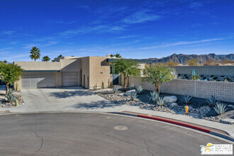 Building Photo - 586 Polaris Ct