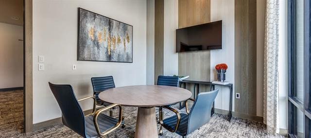 Building Photo - 1000 Grandys Ln