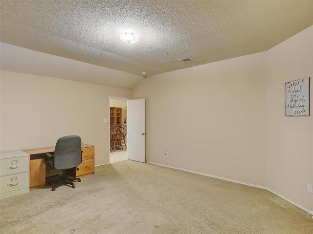 Building Photo - 9912 Carter Dr