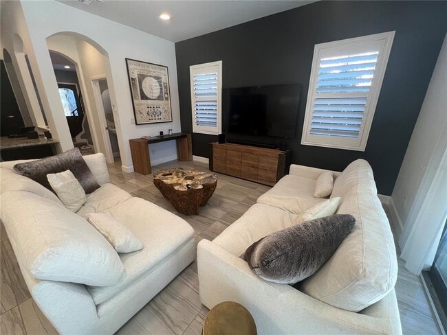 Building Photo - 7689 Toscana Blvd