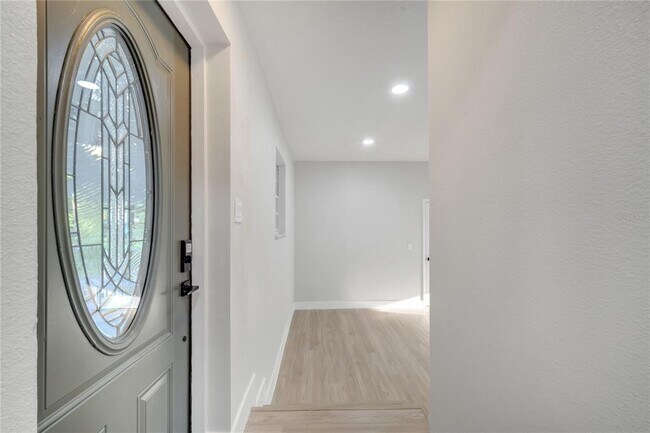 Building Photo - 7043 Carlene Dr