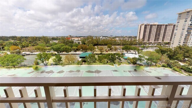 Building Photo - 11113 Biscayne Blvd
