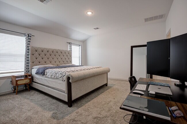 Building Photo - 14701 Travertine Fls Ln