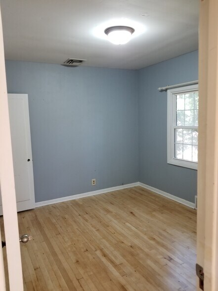 Main Floor Bedroom #2 - 3285 N Cramer St