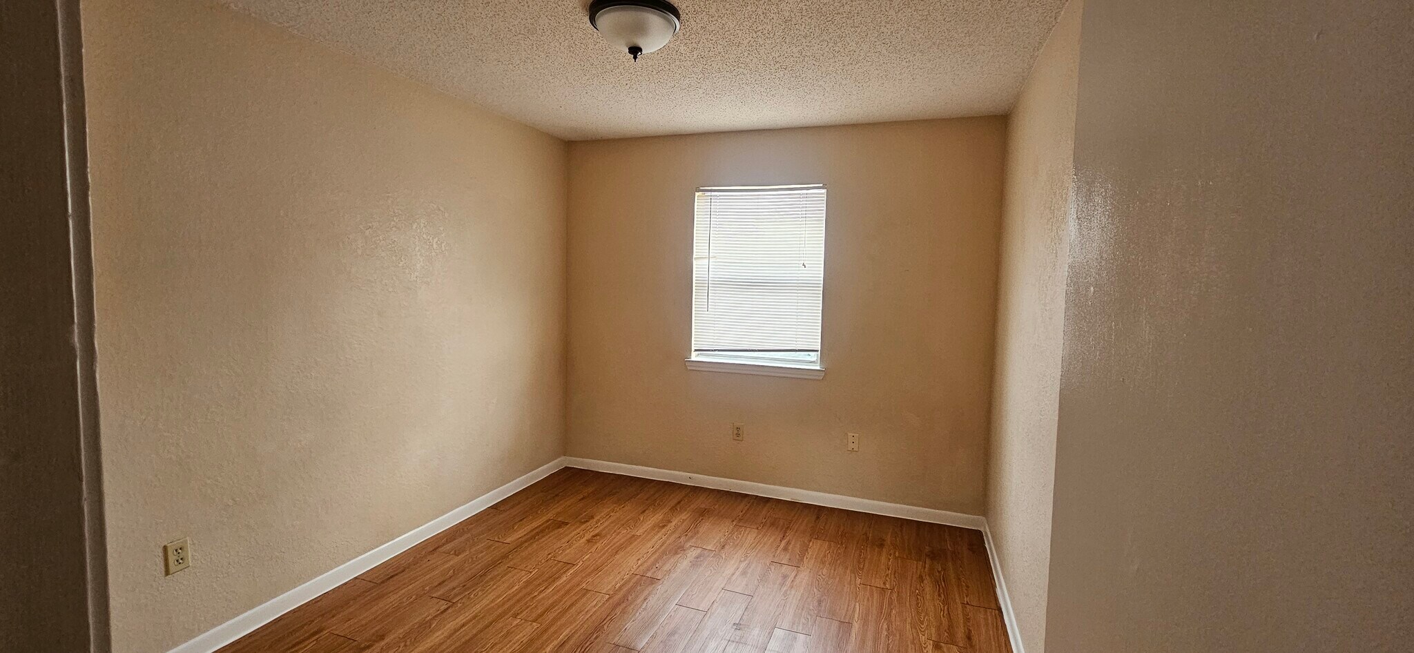 Building Photo - 306 Erby Ave