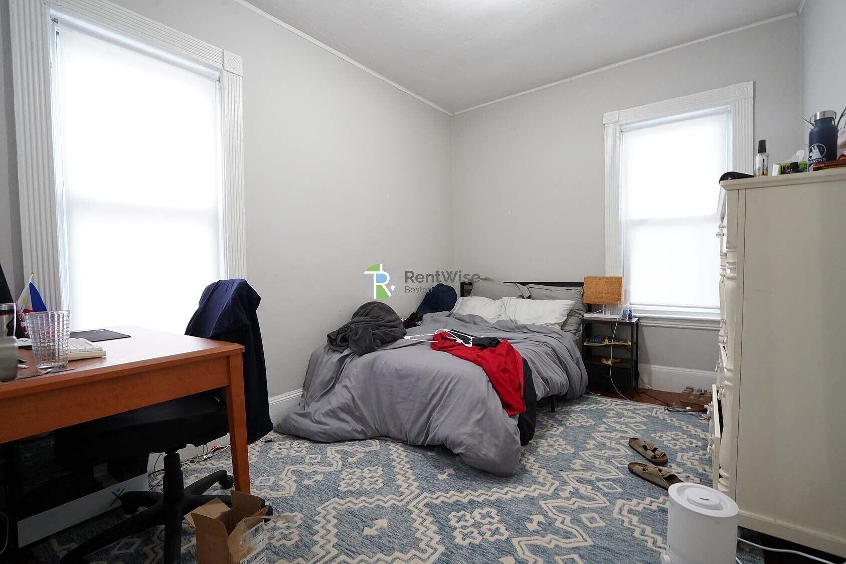 Building Photo - 25 Linden St