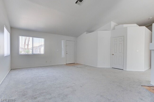 Building Photo - 4579 Canna Dr