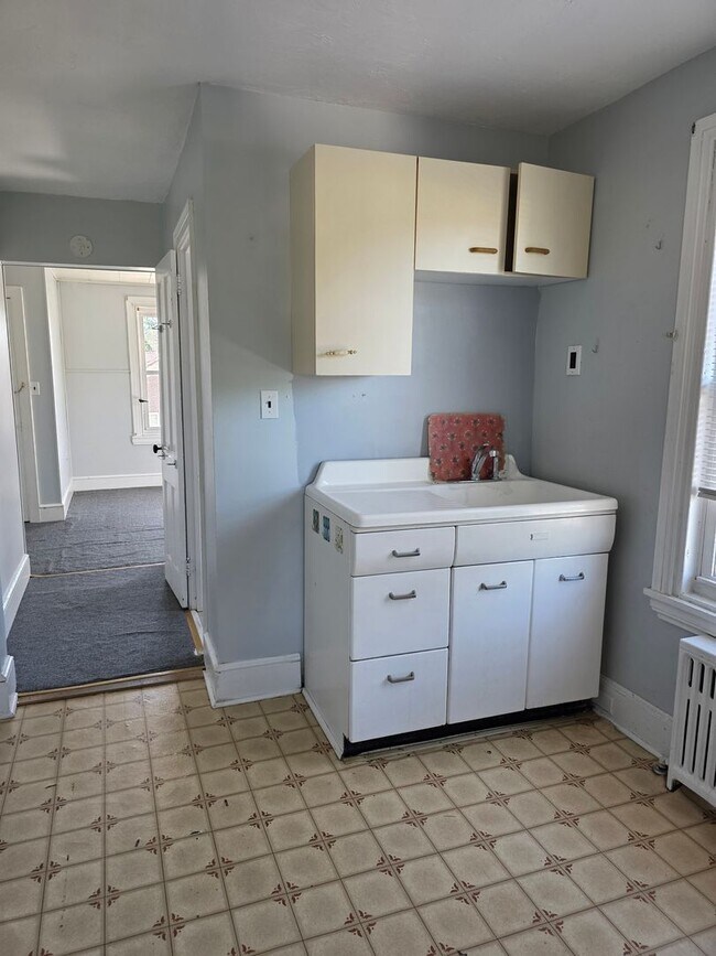 Building Photo - 515 New Rd