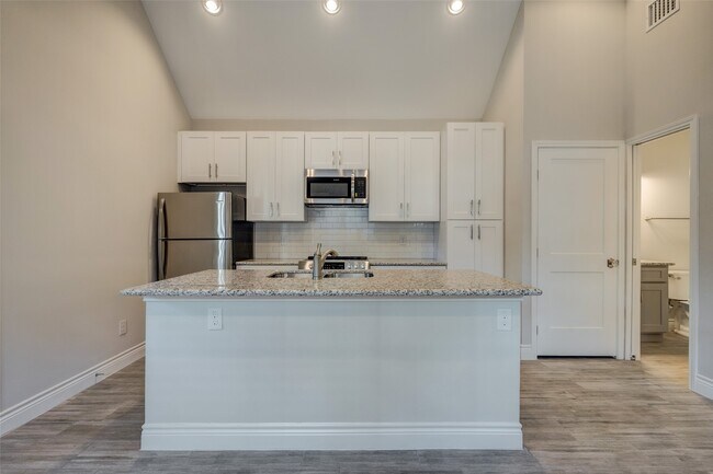 Building Photo - 1213 Armstead St