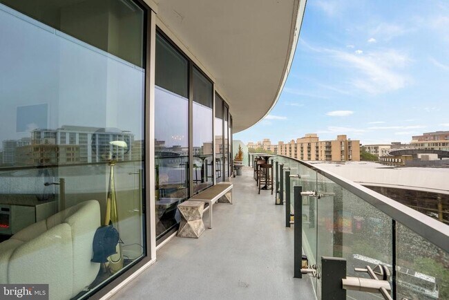 Building Photo - 601 Wharf St SW