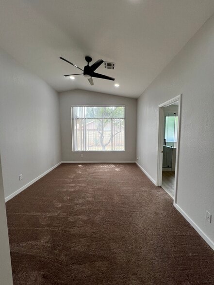 Building Photo - 149 W Gary Way