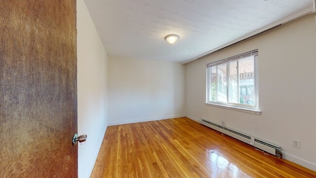 Building Photo - 275 Corey Rd