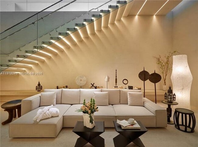 Building Photo - 10201 Collins Ave