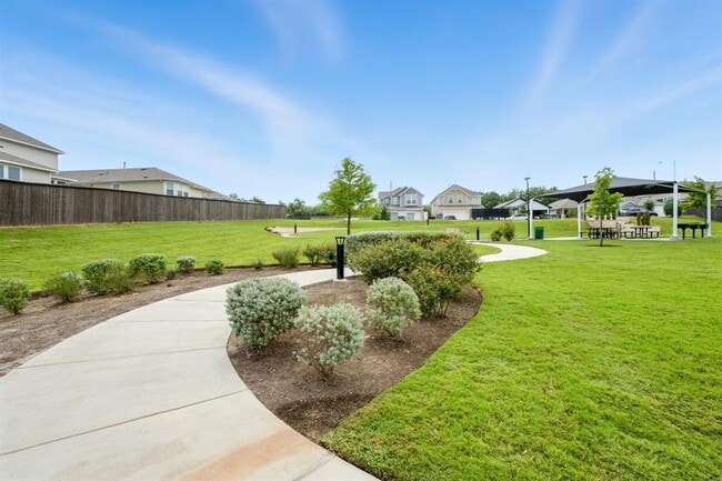 Building Photo - 5404 Lomasso Dr