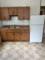 Building Photo - 4535 Alaska Ave