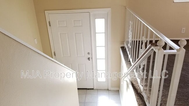 Building Photo - 5830 S Nickle Way