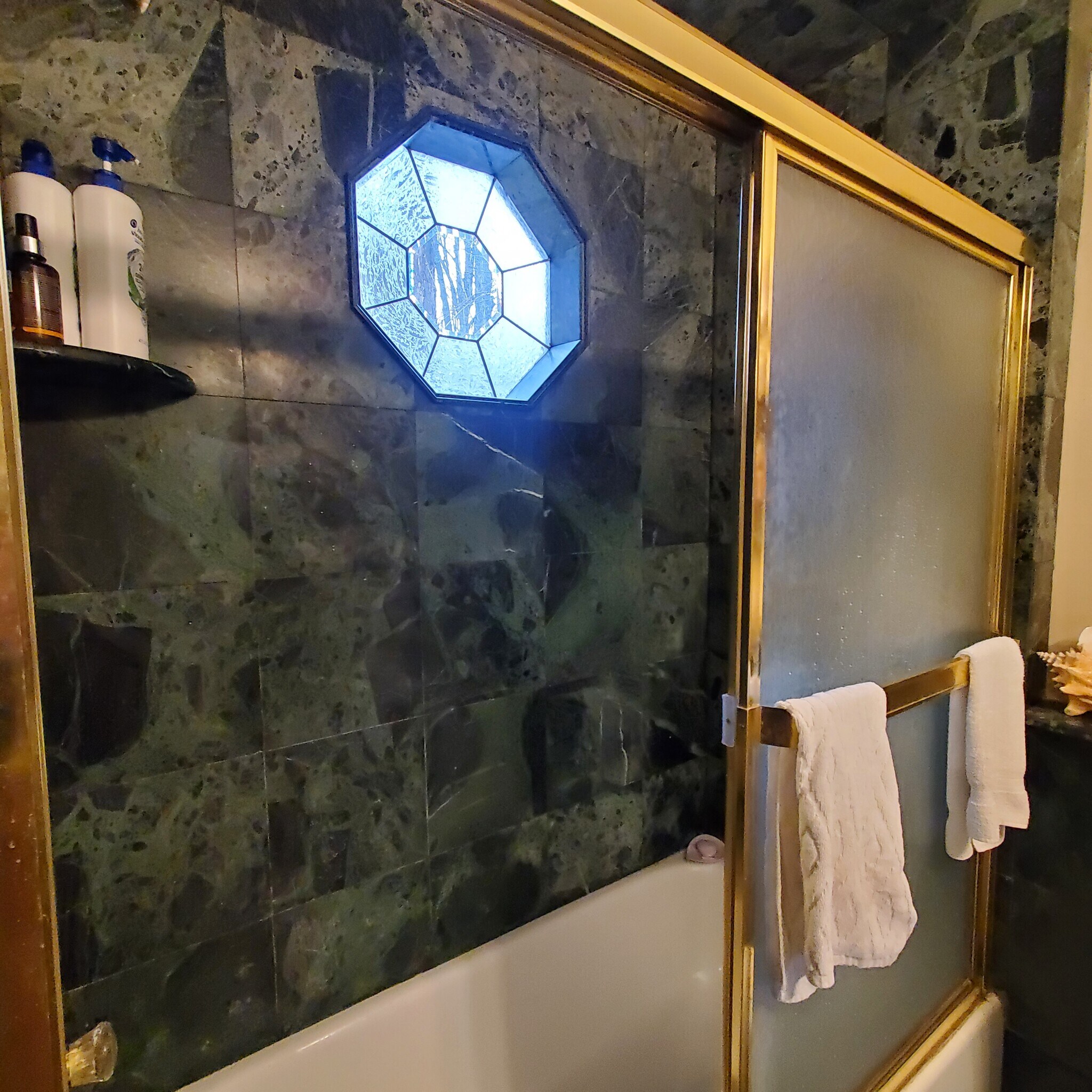 Marble tile bath - 191 Elliot St