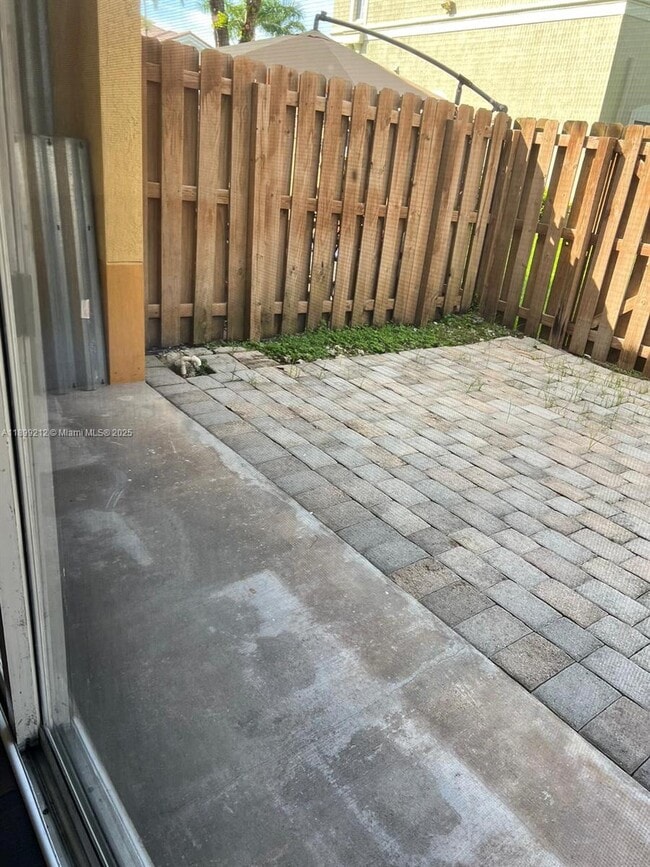 Building Photo - 10777 NW 84th Ln