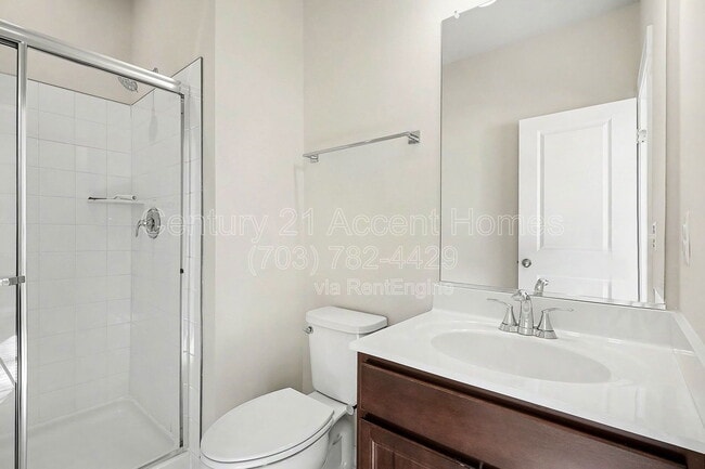 Building Photo - 2838 Dart Dr