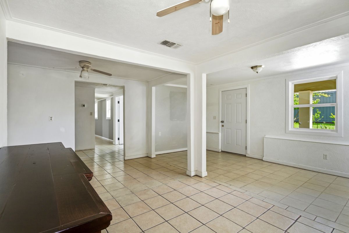 Building Photo - 2543 Co Rd 332