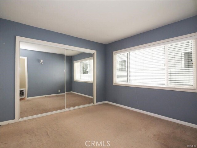 Building Photo - 613 36th St