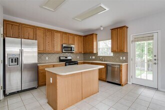 Building Photo - 3108 Lynnbrook Dr