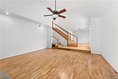 Building Photo - 1587 Catalina St