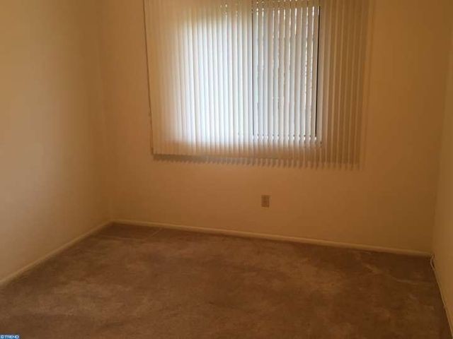 Building Photo - 1018 Gum Pl