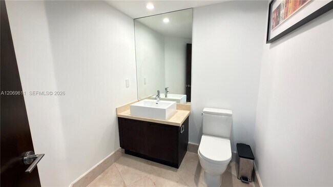 Building Photo - 150 Sunny Isles Blvd