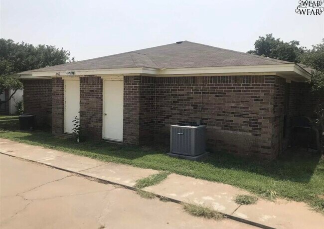 Building Photo - 4718 Brookdale Dr