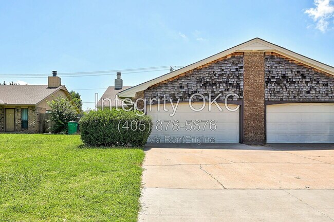 Building Photo - 7200 NW 115th St