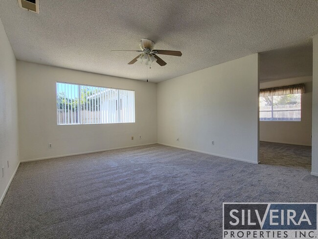 Building Photo - Charming 3 bed 2 bath home in Santa Maria