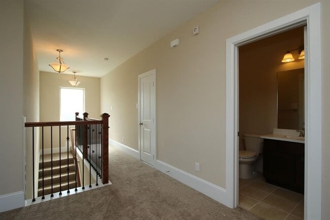 Building Photo - 27018 Cheyenne Crest Ln