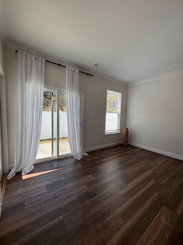 Building Photo - Ask us how to get FREE RENT!