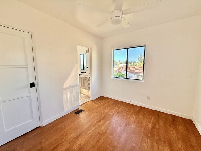 Building Photo - 1343 Quintero St