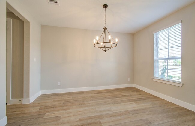 Building Photo - 9950 Wild Indigo Cir