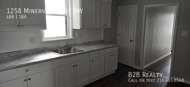 Building Photo - 1258 Minerva Ct NW