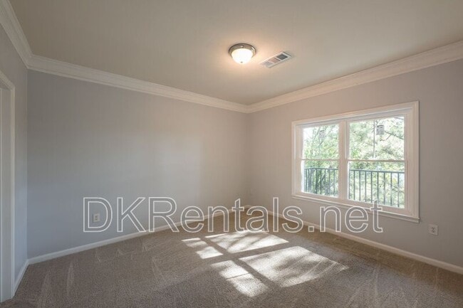 Building Photo - 1850 Cotillion Dr