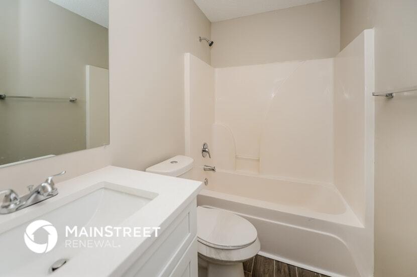 Building Photo - 1604 Madison Dr