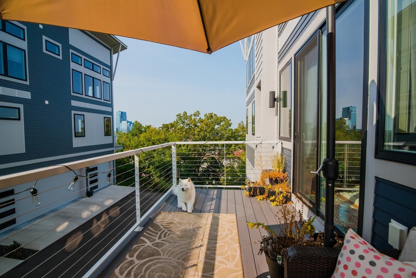 Building Photo - 635 Fairview Ave NE