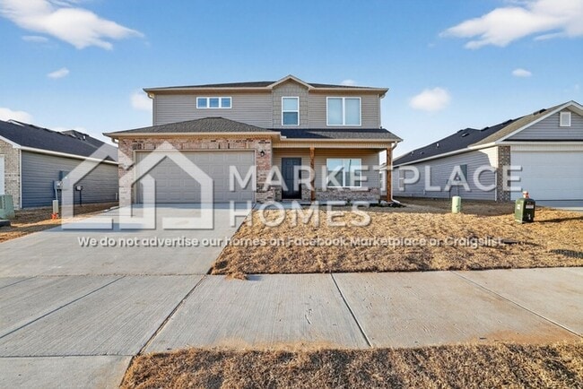 Building Photo - 2644 E Gila Wy