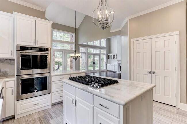 Building Photo - 14822 Bramblewood Dr