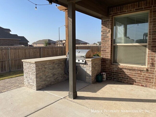 Building Photo - 1219 Pavilion Pkwy