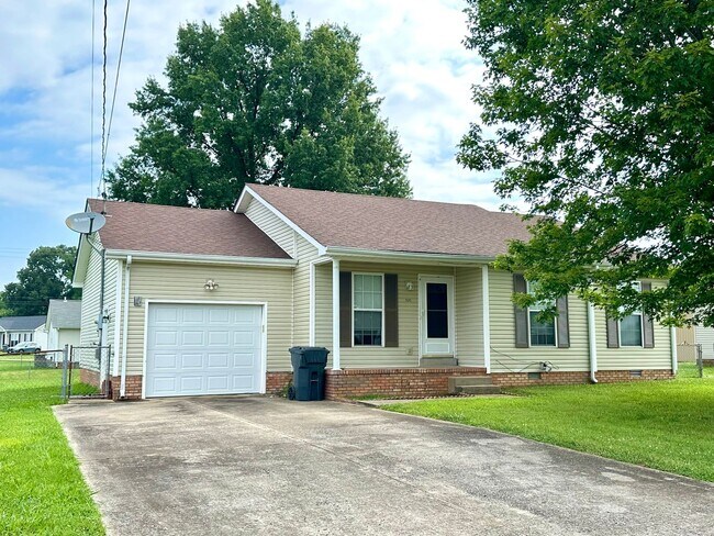 Building Photo - 531 Gainey Dr