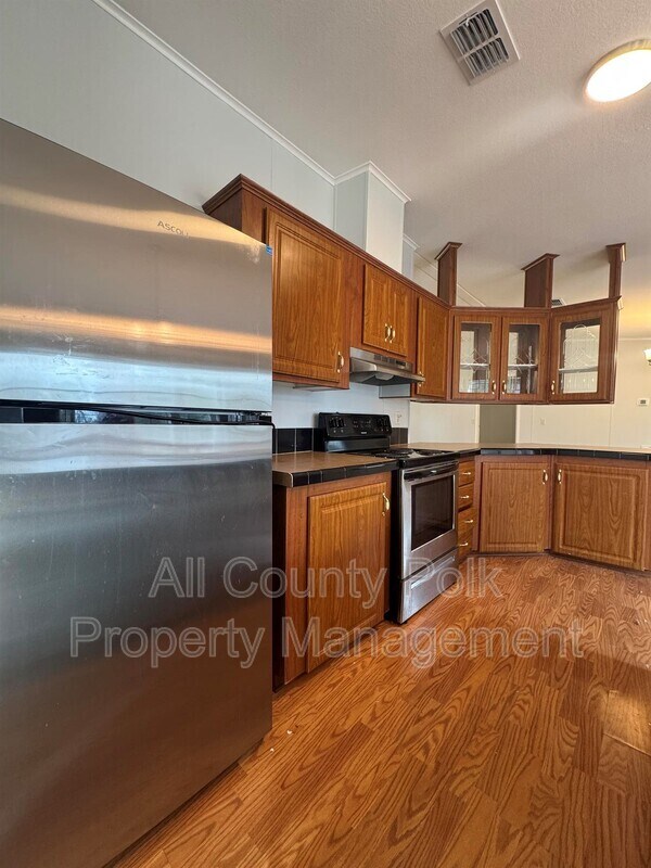 Building Photo - 913 Saddlewood Blvd